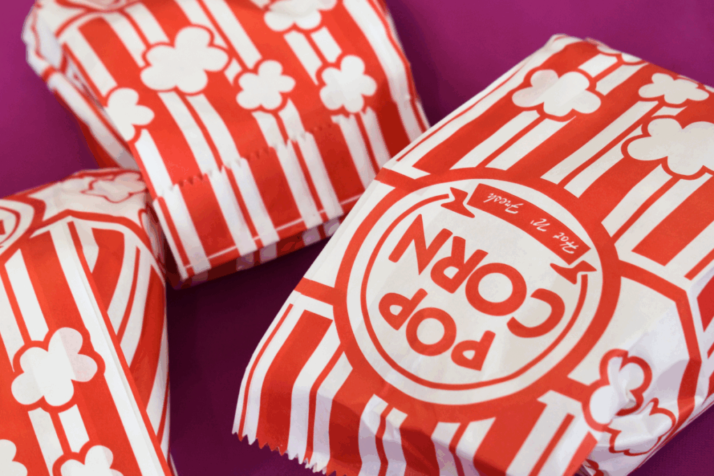 a photo of a popcorn bag