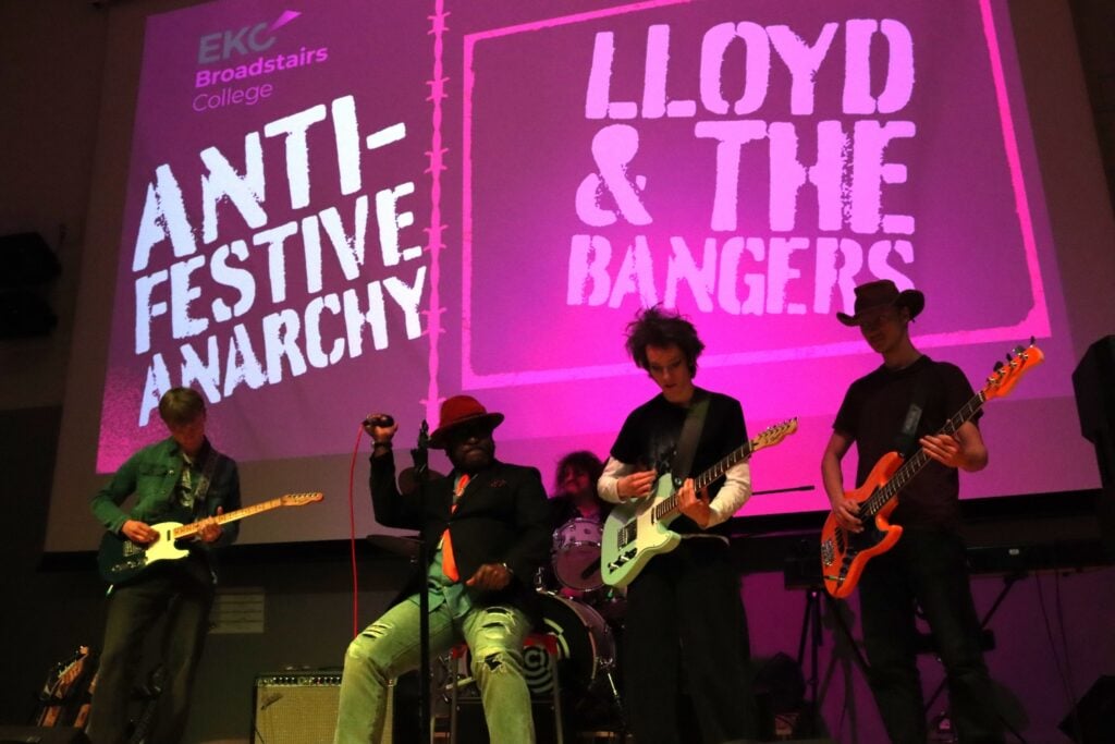 Students form a punk band named Lloyd and the Bangers