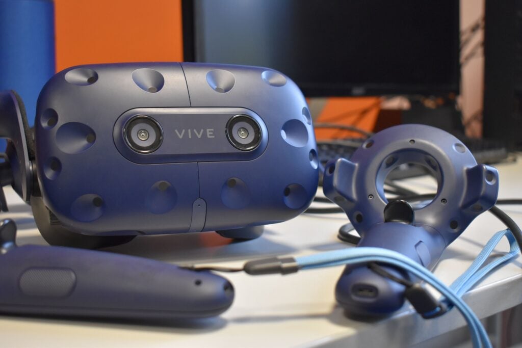 VR headset