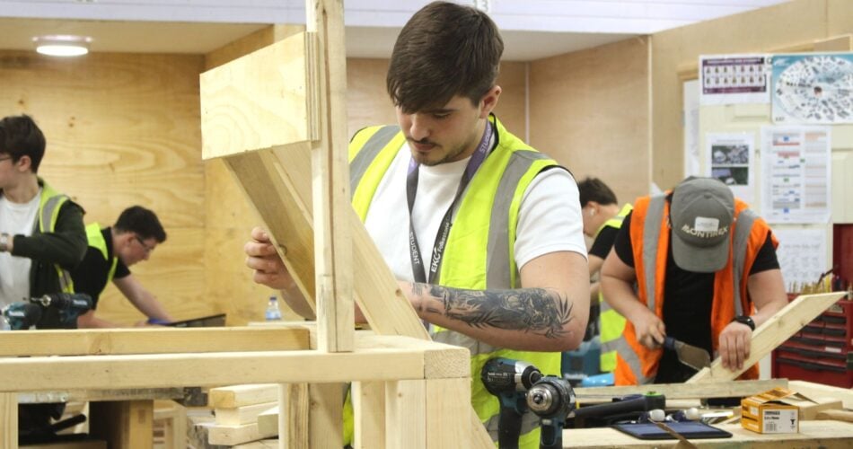 Carpentry student competes in KFE4Skills